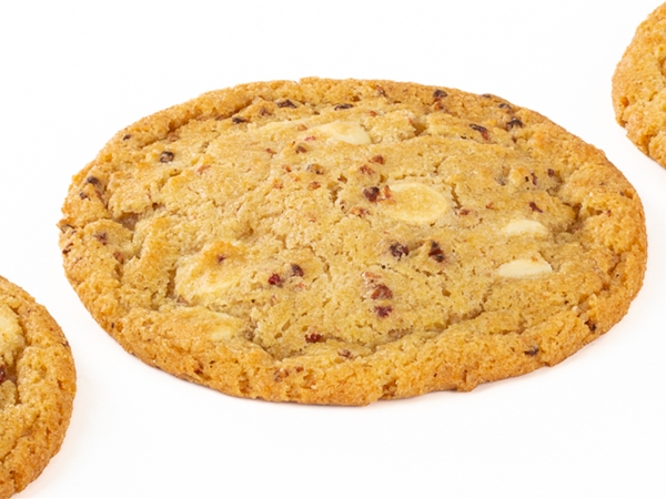 White chocolate raspberry cookie