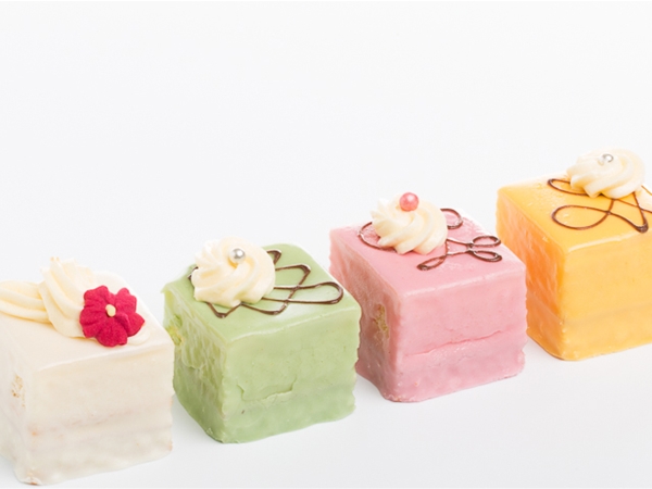 Petit four fondant 5 x 5